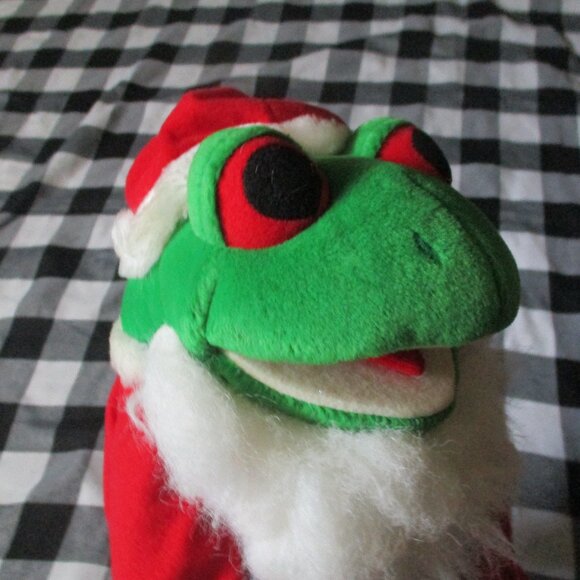Vintage 24K Frog Culture Santa Outfit Plush Tree Frog Christmas 1996 - Picture 7 of 8